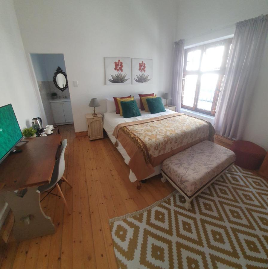 Strand Sea Breeze Cape Town Exterior photo